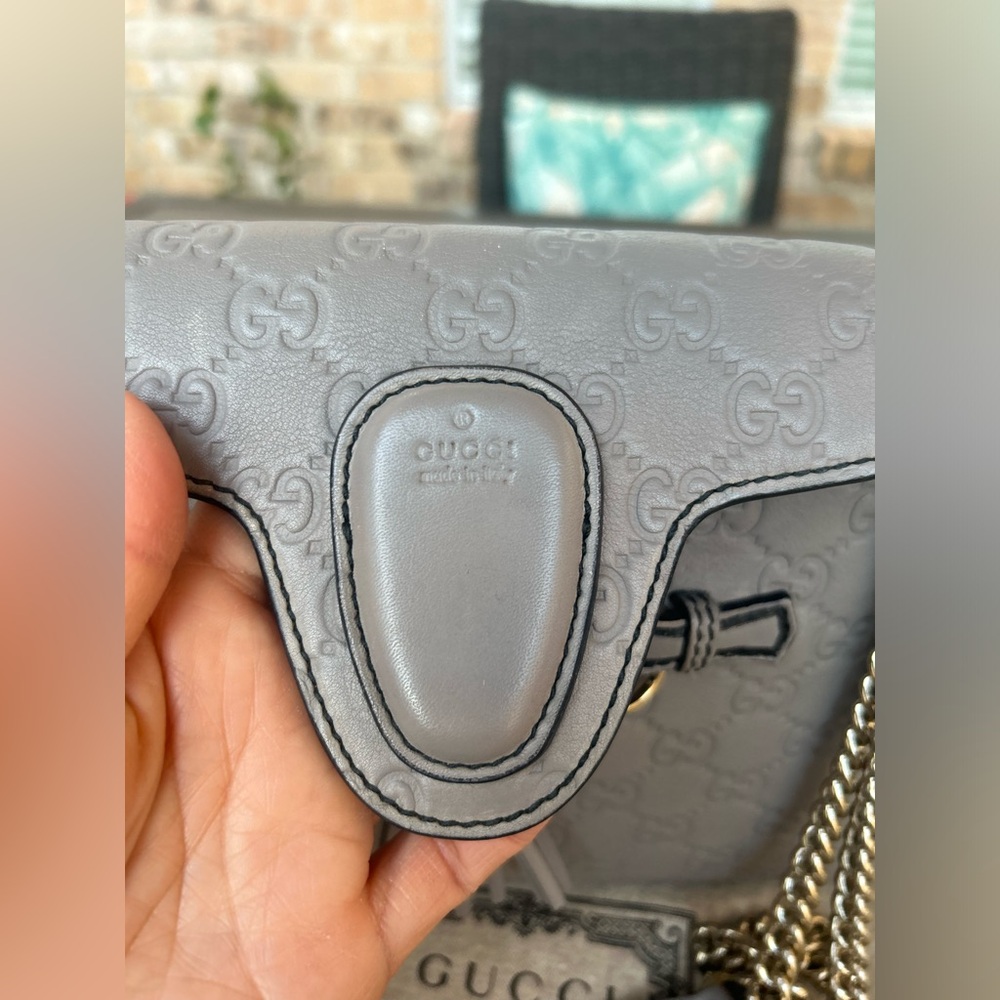 GUCCI Emily Guccissima Chain Leather Bag - Picture 7 of 16